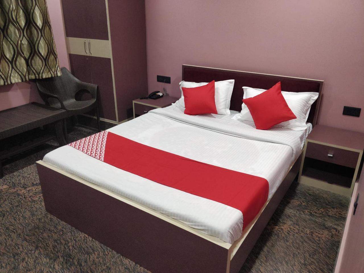 Oyo 16871 Anant Home Stay 西隆 外观 照片