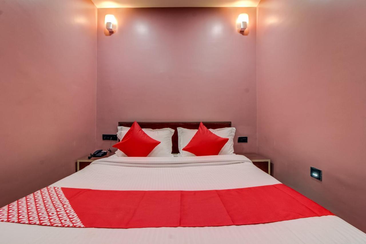 Oyo 16871 Anant Home Stay 西隆 外观 照片