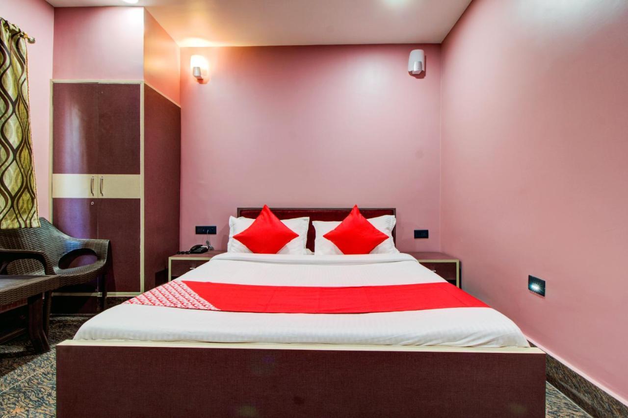 Oyo 16871 Anant Home Stay 西隆 外观 照片